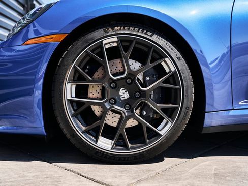 Used 2026 Porsche 911 Carrera T RWD image 6
