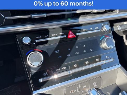 New 2026 Hyundai Santa Fe SE image 8