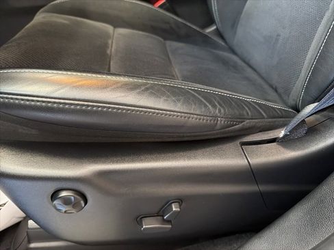 Used 2022 Dodge Durango SRT image 10