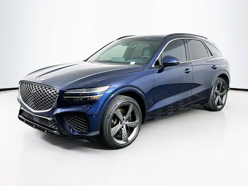 Used 2022 Genesis GV70 3.5T Sport w/ Sport Prestige Package AWD/4WD image 3