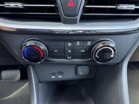 New 2026 Buick Encore GX Preferred image 21