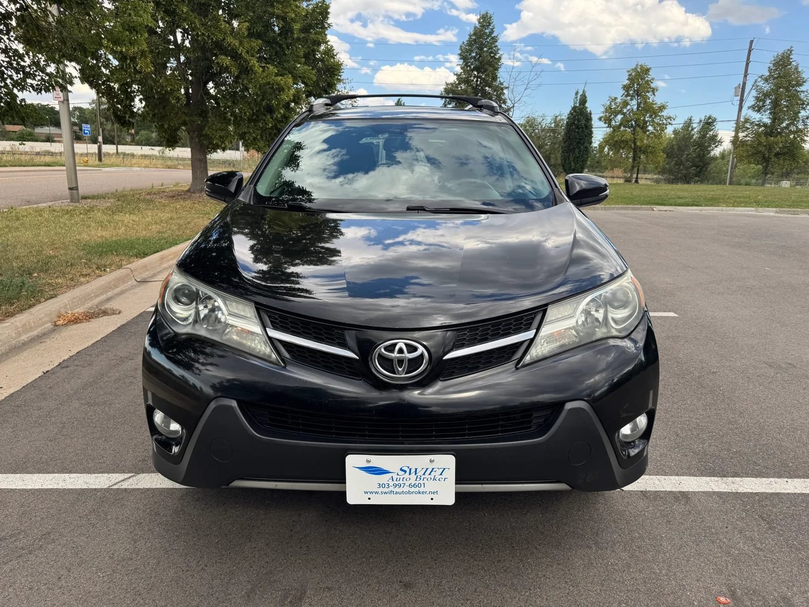 Used 2015 Toyota RAV4 Limited AWD/4WD image 5