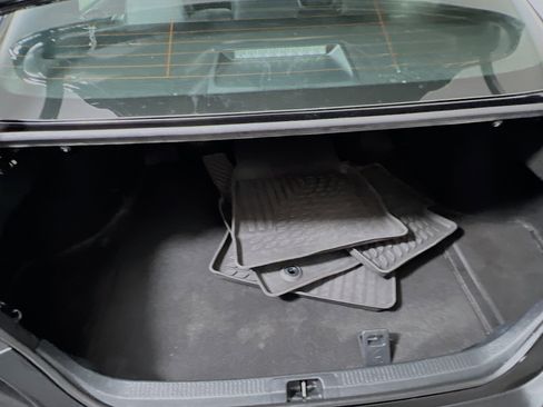 Used 2025 Toyota Camry SE image 34