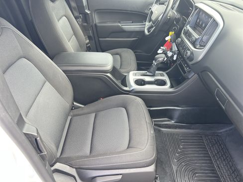 Used 2022 Chevrolet Colorado LT w/ Fleet Safety Package image 24