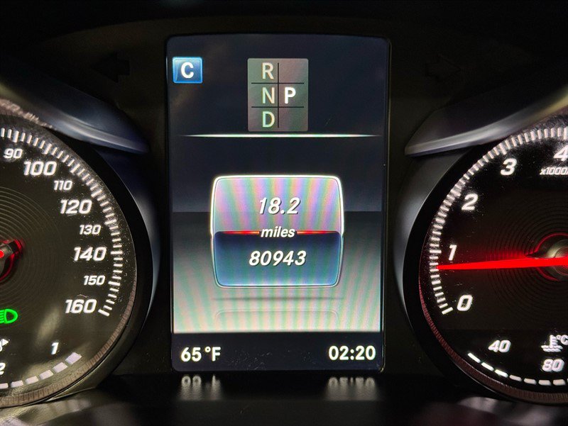 Used 2017 Mercedes-Benz GLC 300 4MATIC image 18
