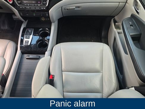 Used 2016 Honda Pilot Touring image 20