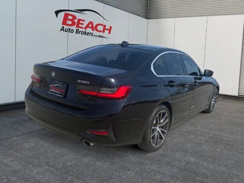 Used 2021 BMW 330i Sedan w/ Convenience Package image 13