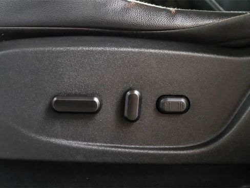 Used 2018 Ford Escape SEL image 20