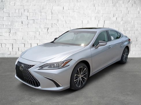 New 2025 Lexus ES 300h w/ Premium Package image 8
