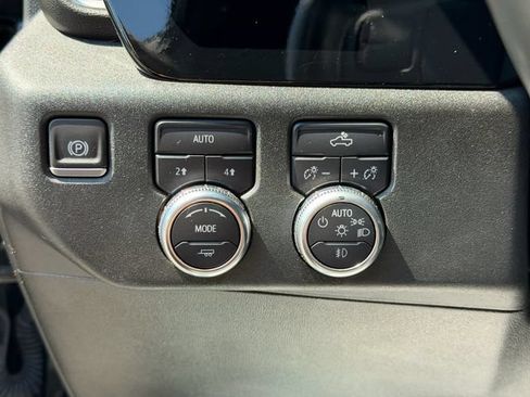Used 2024 GMC Sierra 1500 Elevation AWD/4WD image 19