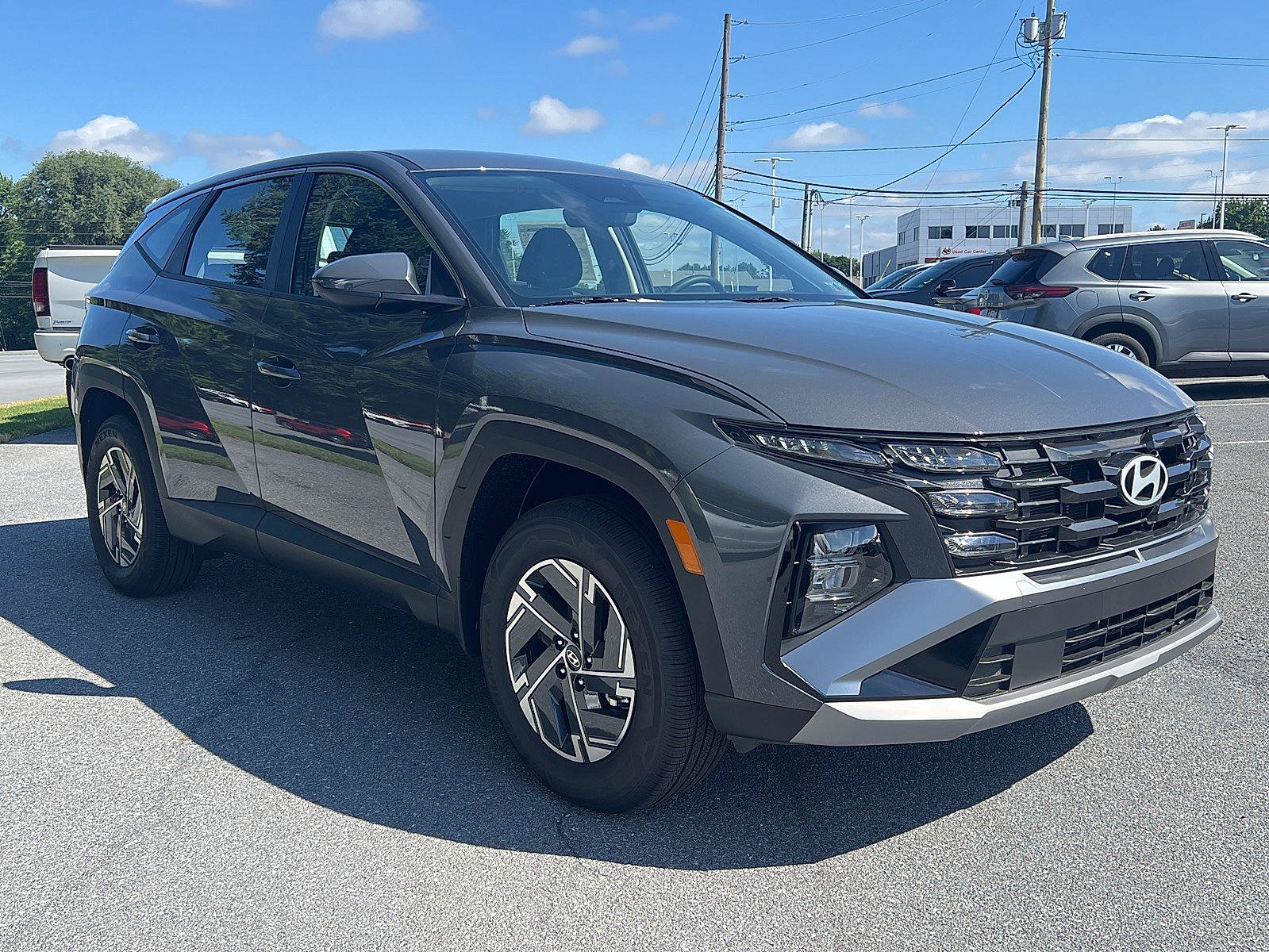 New 2026 Hyundai Tucson Blue SE AWD/4WD image 2