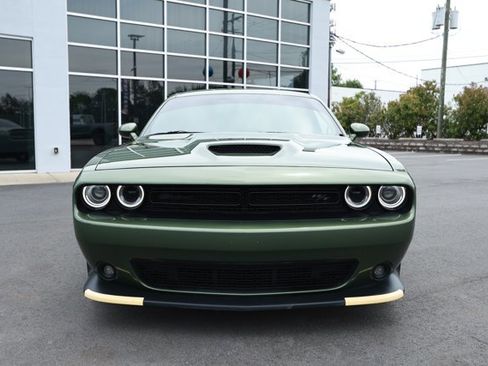 Used 2022 Dodge Challenger R/T w/ Blacktop Package RWD image 2