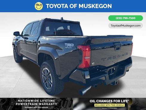 New 2025 Toyota Tacoma TRD Sport image 5