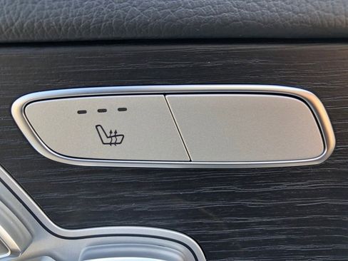 Used 2022 Mercedes-Benz GLC 300 4MATIC w/ Premium Package Lite image 13