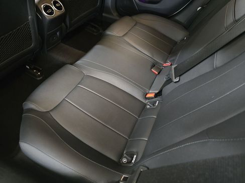 Used 2022 Mercedes-Benz CLA 250 image 16