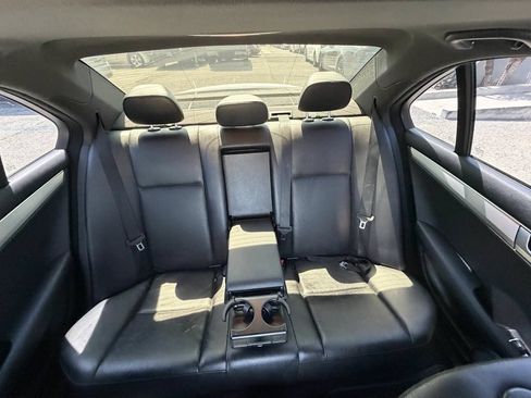 Used 2013 Mercedes-Benz C 300 4MATIC Sedan image 38