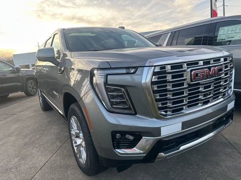 New 2026 GMC Yukon XL Denali w/ Sun & Power Step Package image 3