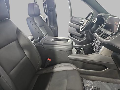 Certified 2024 Chevrolet Tahoe Z71 w/ Z71 Off-Road Package AWD/4WD image 13