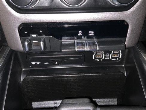 Used 2019 RAM 1500 Big Horn AWD/4WD image 15