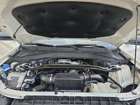 Used 2022 Ford Explorer Platinum w/ Equipment Group 601A image 33