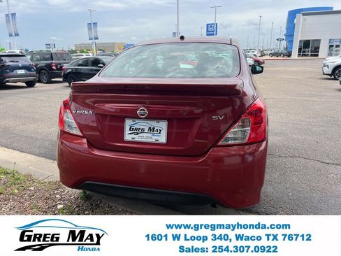 Used 2017 Nissan Versa SV FWD image 6