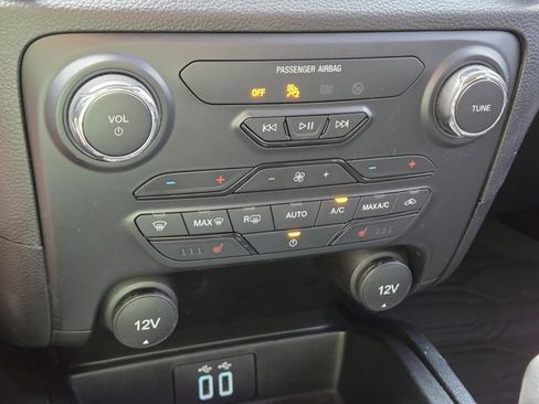 Used 2022 Ford Ranger Lariat w/ Tremor Off-Road Package AWD/4WD image 25