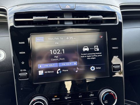 Certified 2022 Hyundai Santa Cruz SEL w/ Activity Package image 17