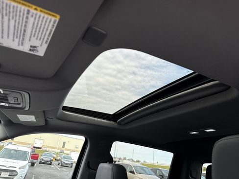 Used 2019 GMC Sierra 1500 SLT w/ SLT Premium Package image 62