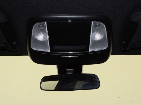 Used 2022 Dodge Charger SXT image 28