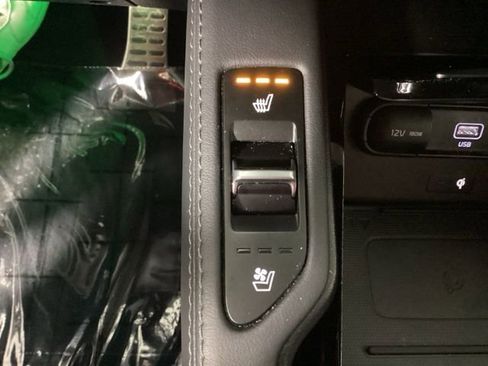 Used 2021 Kia Telluride SX w/ SX Prestige Package image 25