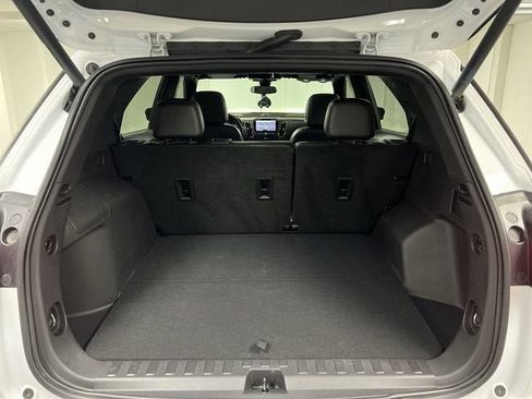 Certified 2022 Chevrolet Equinox RS w/ RS Leather Package AWD/4WD image 27