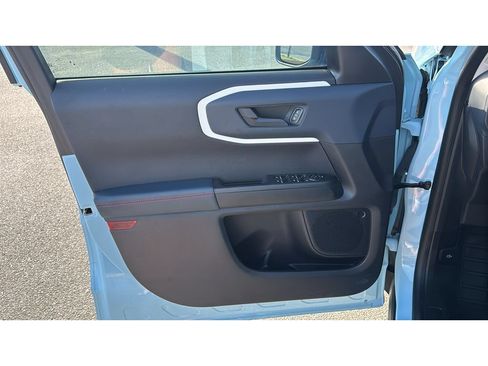 Used 2024 Ford Bronco Sport Heritage w/ Heritage Convenience Package AWD/4WD image 11
