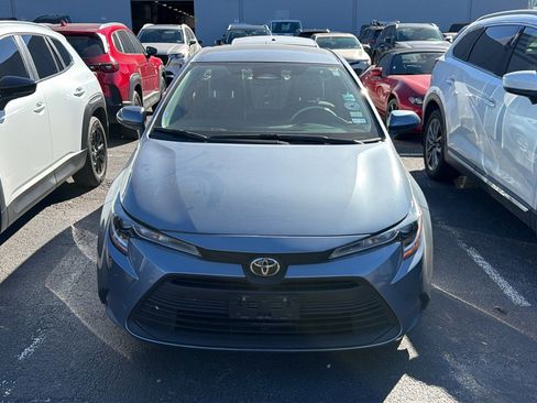 Used 2024 Toyota Corolla LE image 2