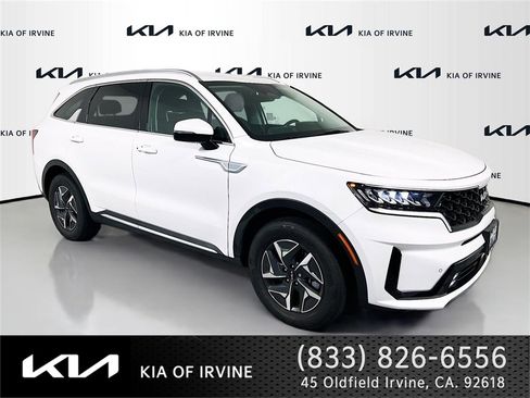 Certified 2023 Kia Sorento EX image 1