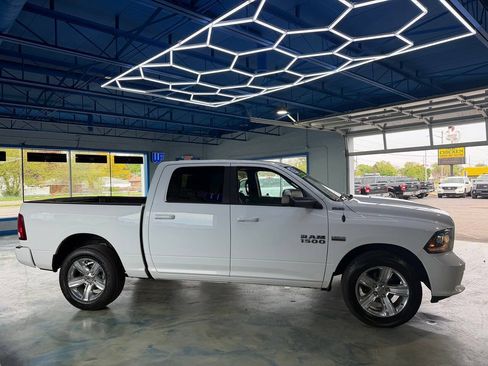 Used 2015 RAM 1500 Sport AWD/4WD image 4