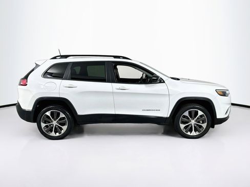 Used 2022 Jeep Cherokee Limited w/ Elite Package image 4