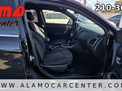 Used 2013 Chrysler 200 Touring image 14