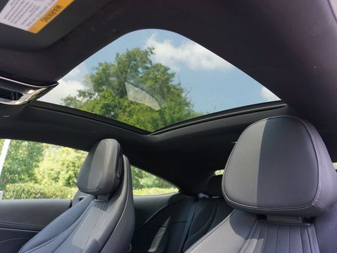 Used 2024 Mercedes-Benz CLE 300 4MATIC Coupe image 14