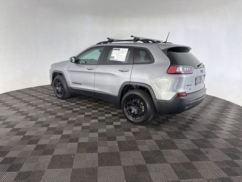 Used 2021 Jeep Cherokee Latitude Plus image 7