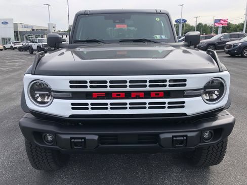 New 2025 Ford Bronco Heritage Edition image 8