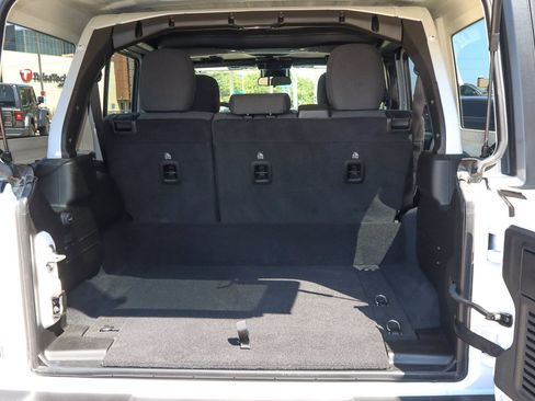 Used 2025 Jeep Wrangler Unlimited Sport S 4xe AWD/4WD image 9