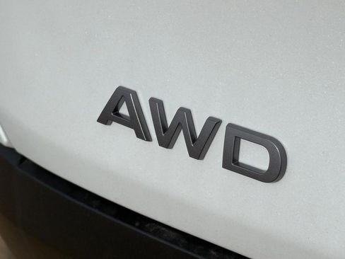 New 2025 Nissan Murano SL w/ Cargo Package image 11