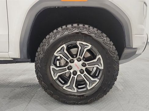 Used 2023 GMC Canyon AT4 w/ LPO, Sports Bar Package image 12