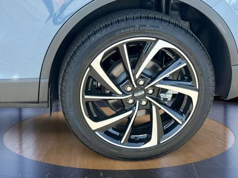 Certified 2025 Lincoln Corsair Reserve AWD/4WD image 30