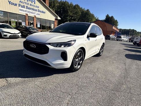 Used 2023 Ford Escape ST-Line w/ Tech Pack #1 FWD image 1
