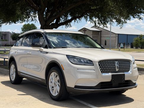Used 2022 Lincoln Corsair FWD image 9