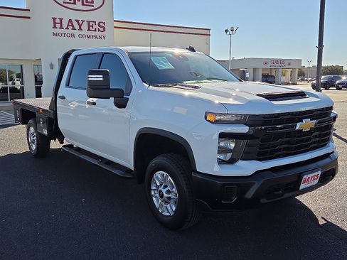 Used 2024 Chevrolet Silverado 2500 W/T w/ WT Convenience Package image 5