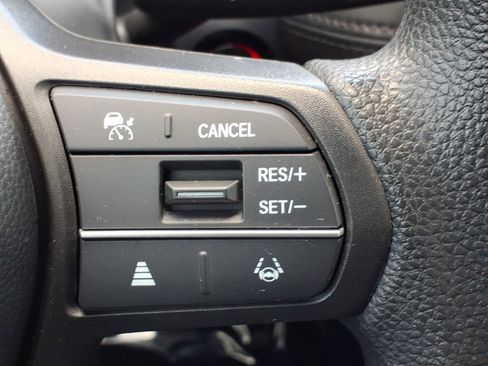 Used 2025 Honda HR-V LX image 29