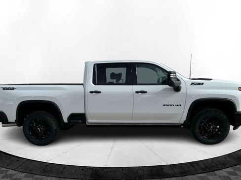 New 2026 Chevrolet Silverado 3500 LTZ w/ LTZ Plus Package image 7
