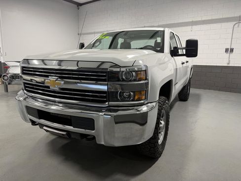 Used 2017 Chevrolet Silverado 2500 W/T image 8